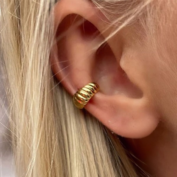 Mellow ear cuff i forgyldt sølv fra NAVA Copenhagen